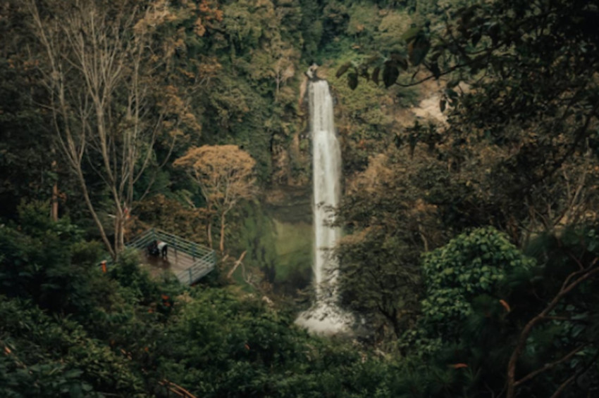 3 Rekomendasi Destinasi Wisata Alam di Bandung untuk Long Weekend, Murah Meriah!